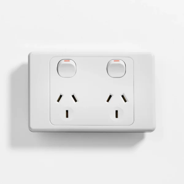 Standard double pole, double power point 10A