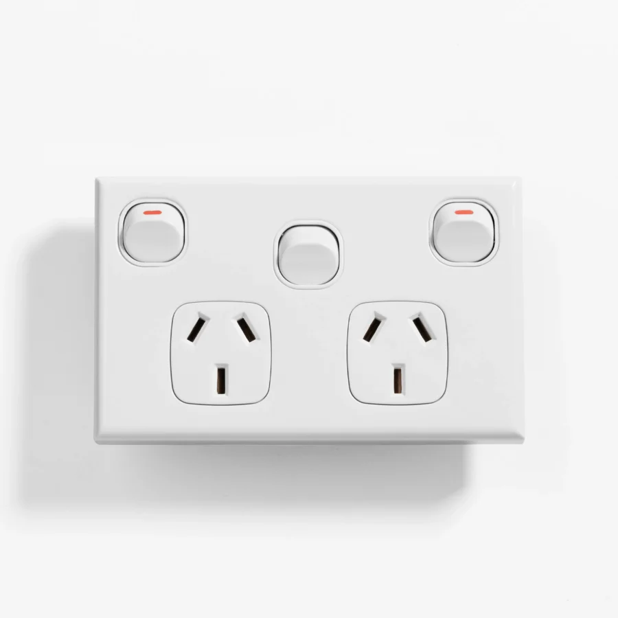 Standard double power point 10A, extra switch 16A