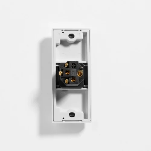 Standard single architrave switch vertical - Image 4