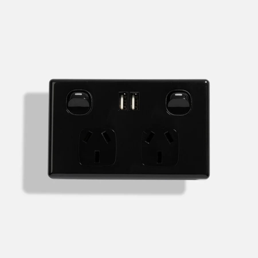 Black standard double power point with double USB (2.1A) (50pcs BULK BUY)