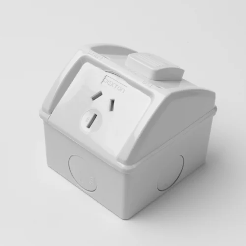 Single weatherproof socket 15A IP53 - Image 1