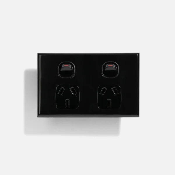 Black slim double black power point 10A