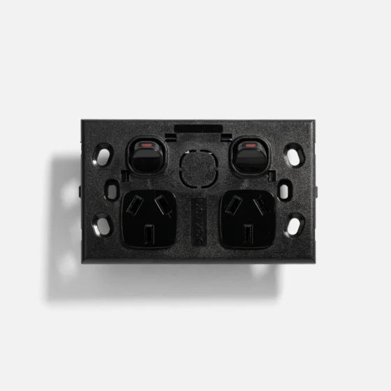 Black slim double black power point 10A - Image 2