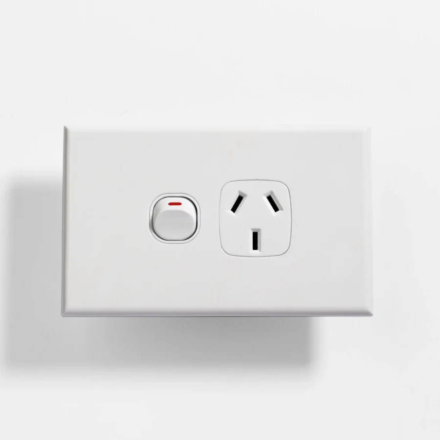 Slim single power point 10A